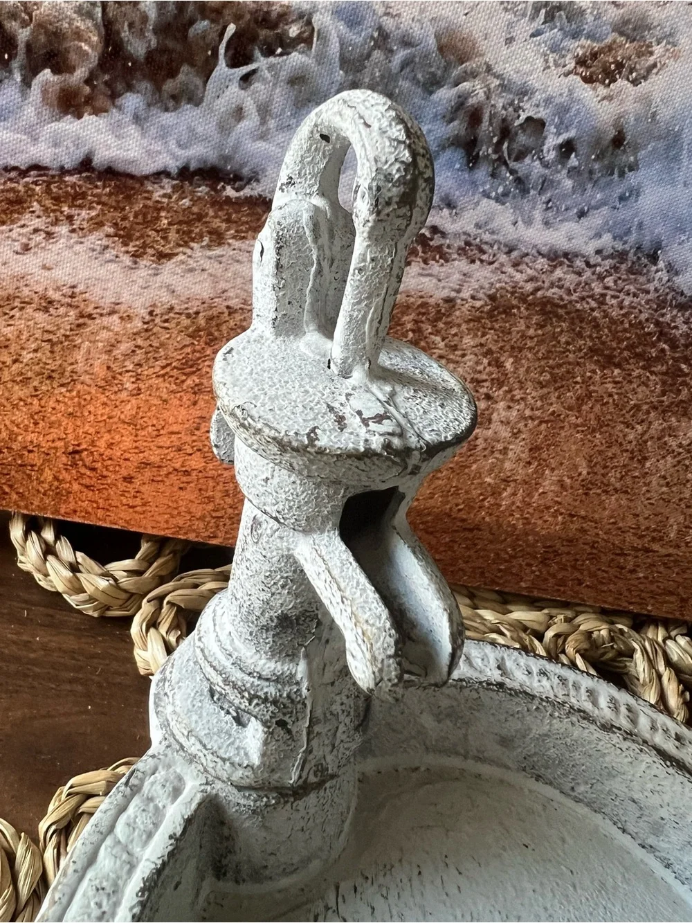 Vintage-Style White Cast Iron Soap Dish with Pump Accent